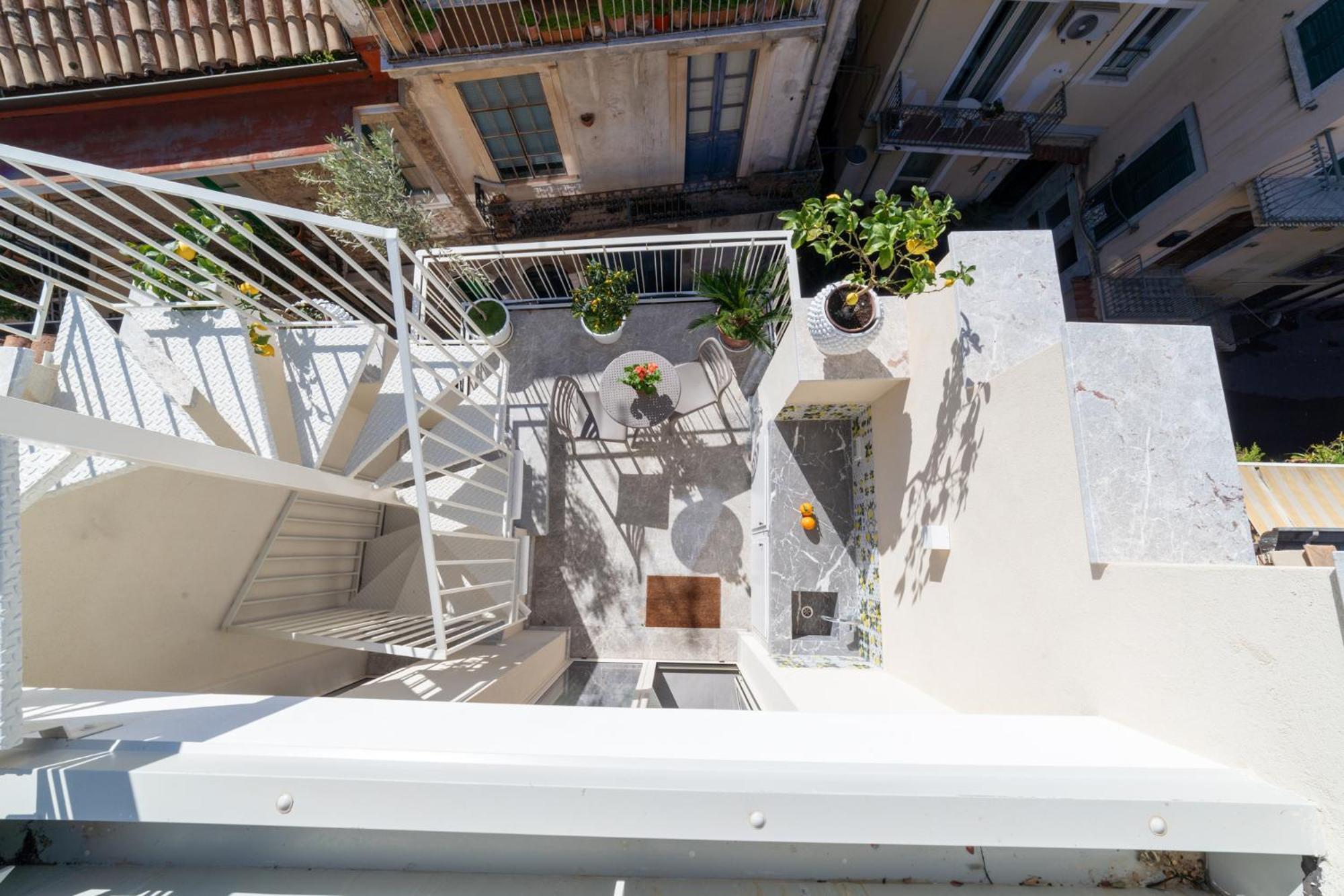 Taoetna Guest House, Taormina Exteriör bild