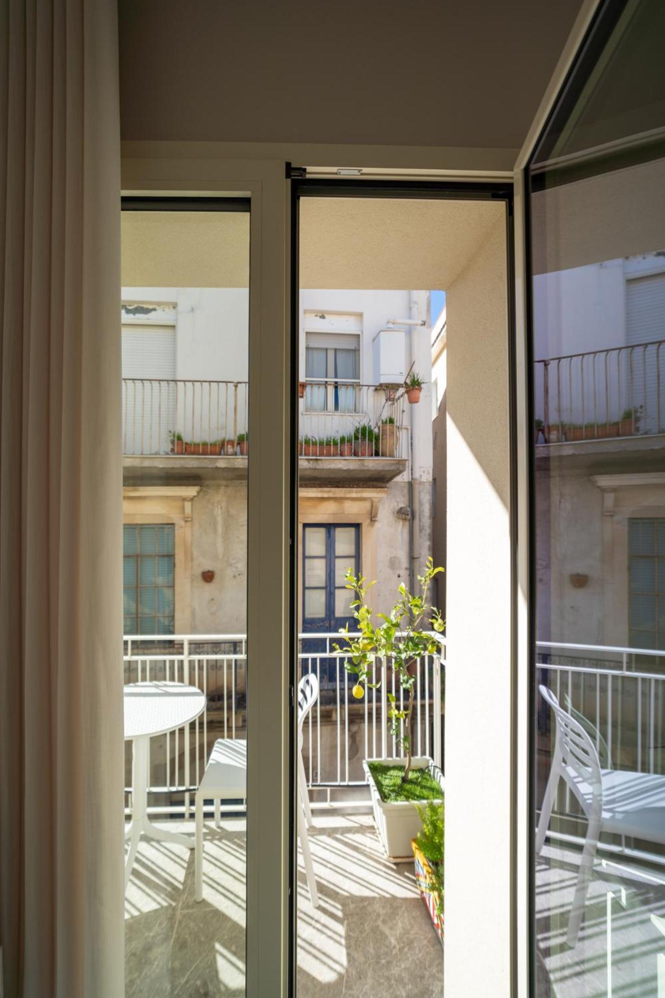 Taoetna Guest House, Taormina Exteriör bild